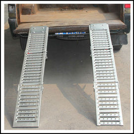 เคลือบสังกะสีเหล็กพับลาด 1000LBS สำหรับรถตู้ / รถพ่วง 440ctns 98x24x11CM