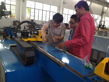 เครื่องโลหะอัตโนมัติท่อดัดสำหรับเฟอร์นิเจอร์ที่มีมิตซูบิชิมอเตอร์เซอร์โว